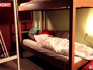 LETSDOEIT - great poon Gets fine Hostel Reviews